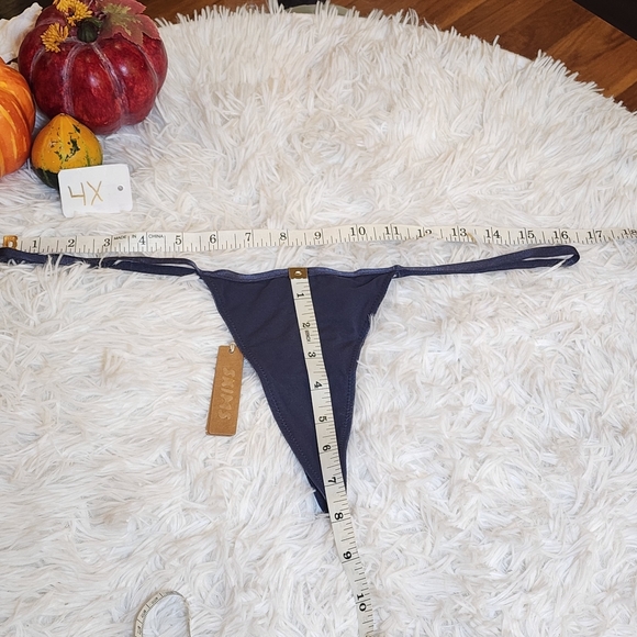 2 pcs SKIMS FITS EVERYBODY MICRO THONG/ GREY, DEEP ROYAL/ 4X/ NWT - Picture 8 of 13